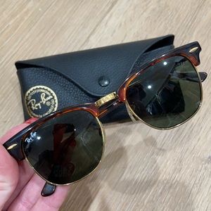 Ray Ban sunnies - EXCELLENT CONDITION